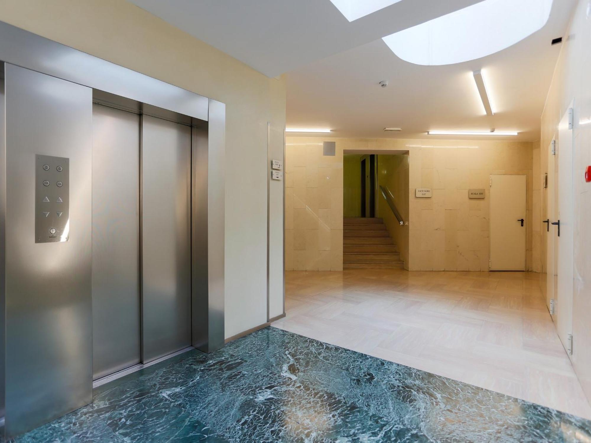 The Best Rent - Modern One Bedroom Apartment In San Babila Mailand Exterior foto